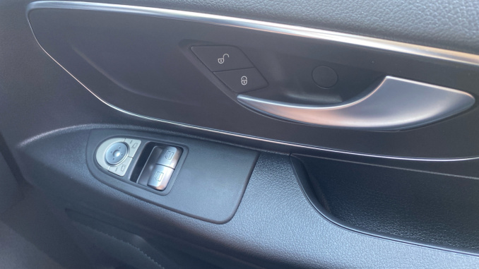 Mercedes-Benz Vito L2 Diesel Rwd 114CDI Pro Van 9G-Tronic - Image 33